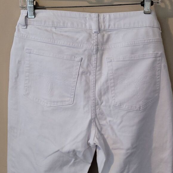 Adorable Td Baker jeans size 30 perfect condition - Picture 7 of 7